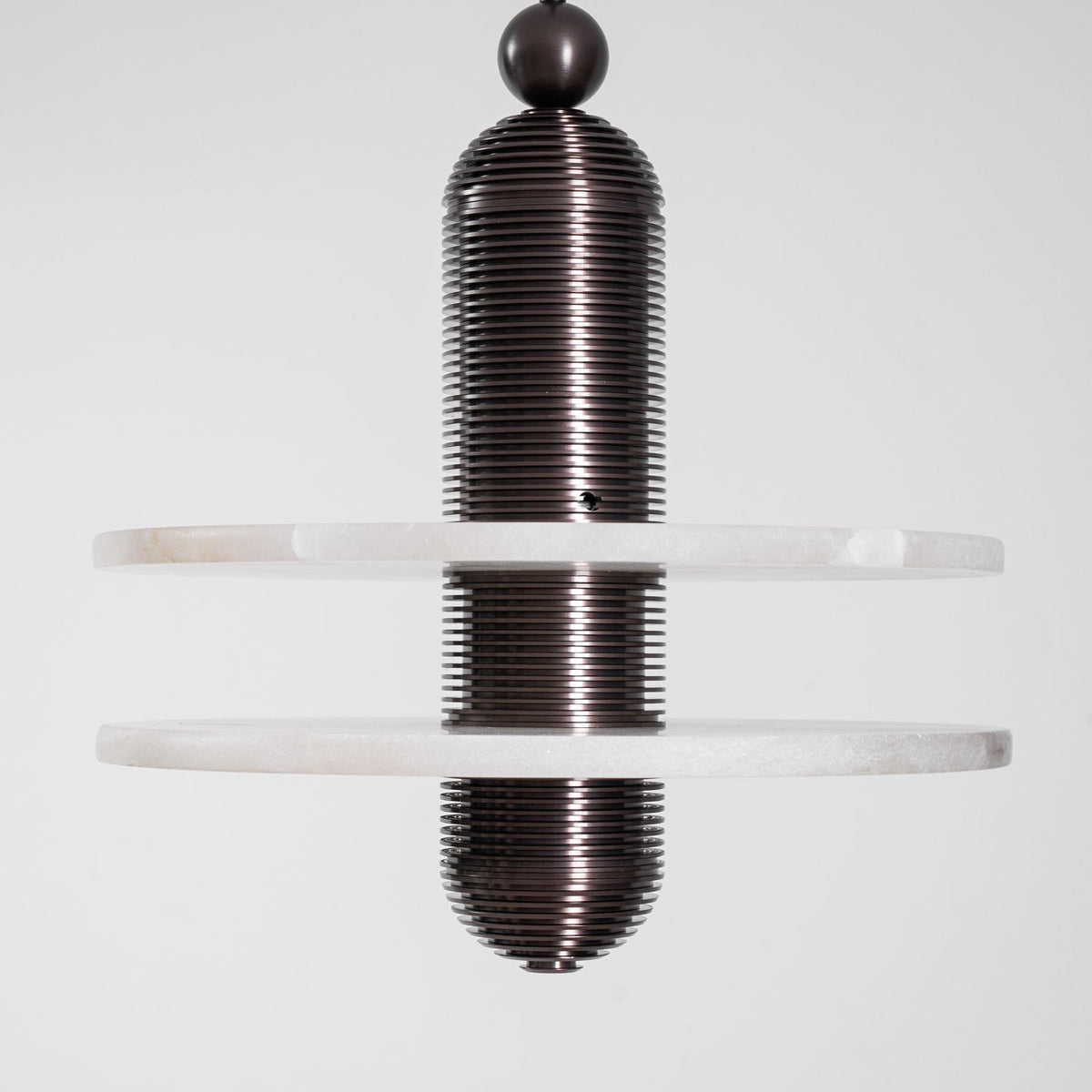 Saturn Alabaster Pendant Light – Sculptural Brass LED Chandelier