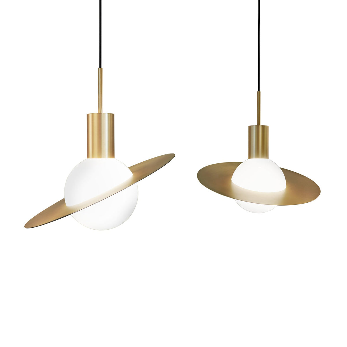 Saturne Brass & Glass Pendant Light – Modern Celestial Suspension