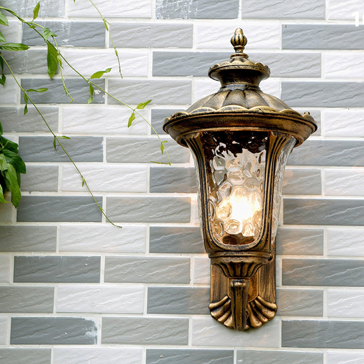 savannah-outdoor-wall-lamp