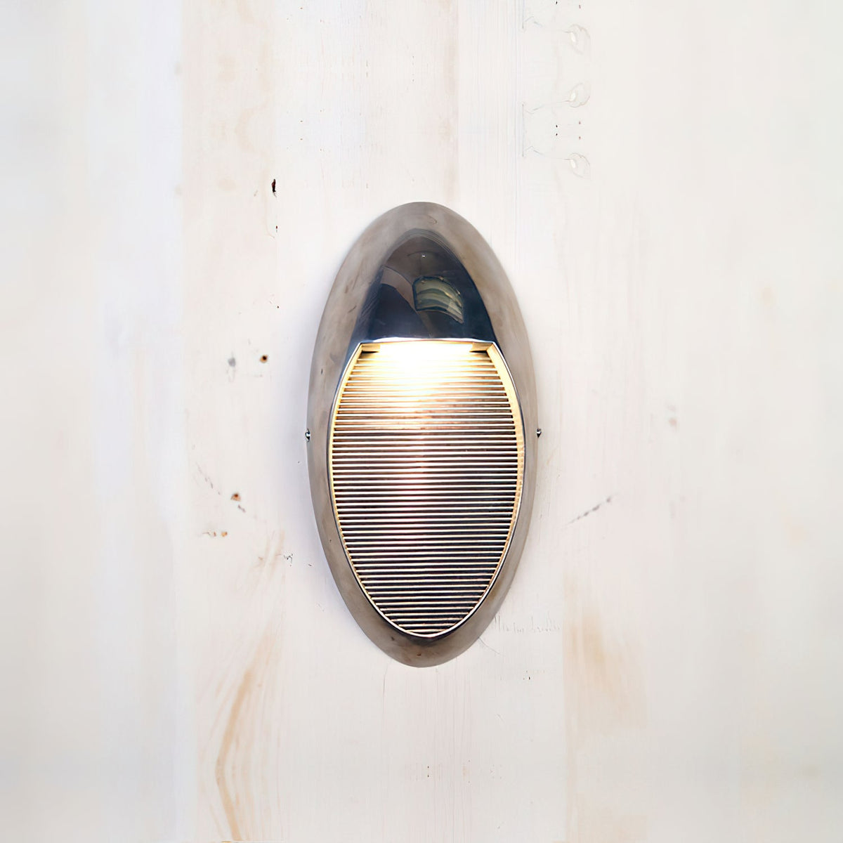 scorpius-outdoor-wall-lamp