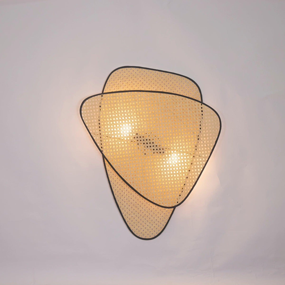Screen Cannage Wall Light