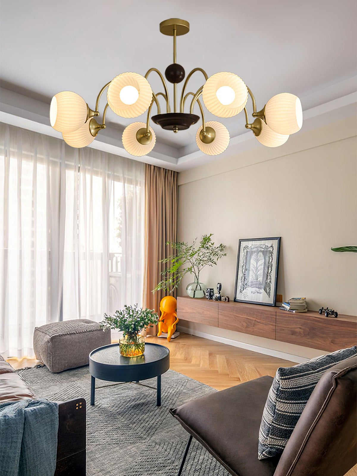 sculptural-glass-ribbed-chandelier
