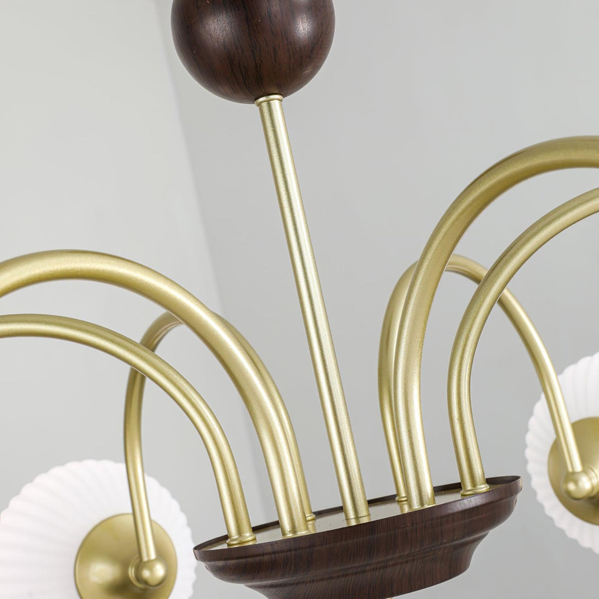 sculptural-glass-ribbed-chandelier
