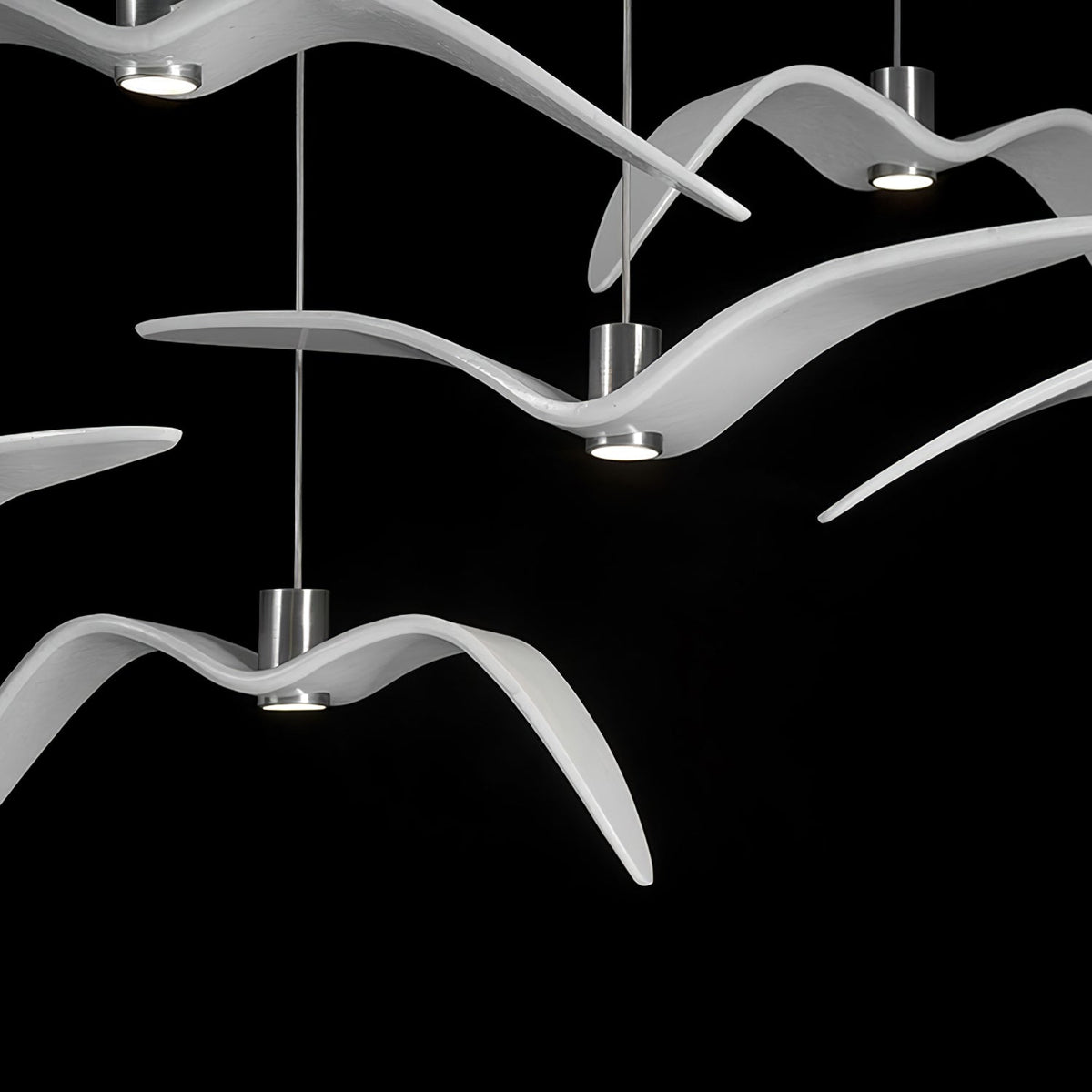 Aviara LED Pendant Light – Modern Aluminum Bird-Inspired Ceiling Lamp
