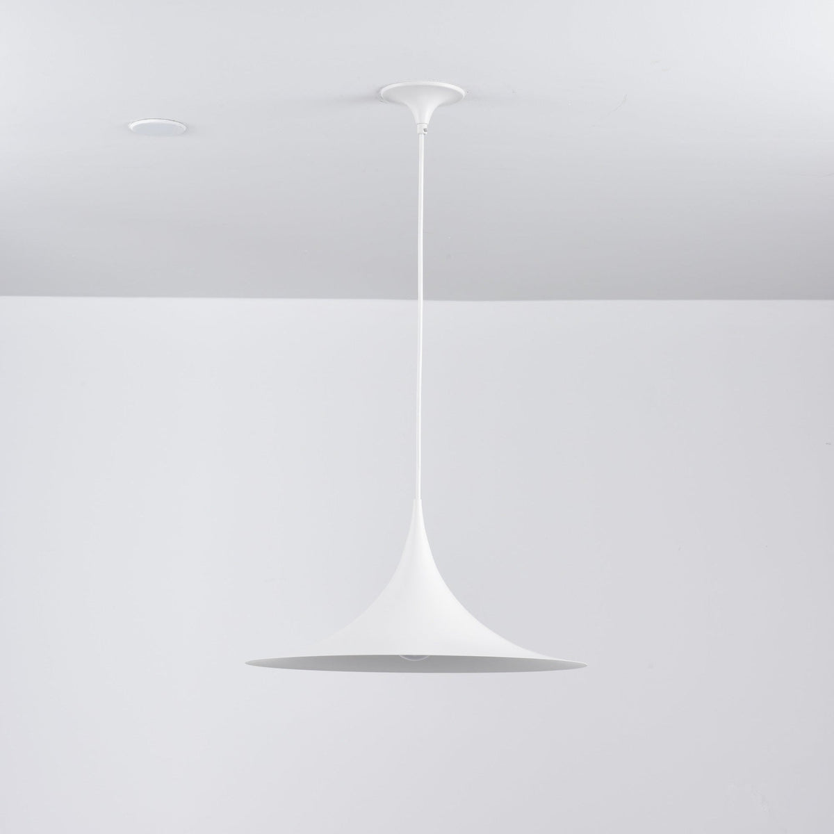 Semi Arch Pendant Light – Designer Aluminum Swag Lamp for Dining & Living Spaces