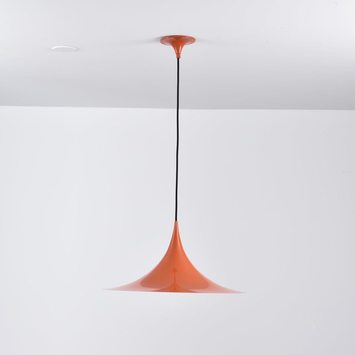 Semi Arch Pendant Light – Designer Aluminum Swag Lamp for Dining & Living Spaces