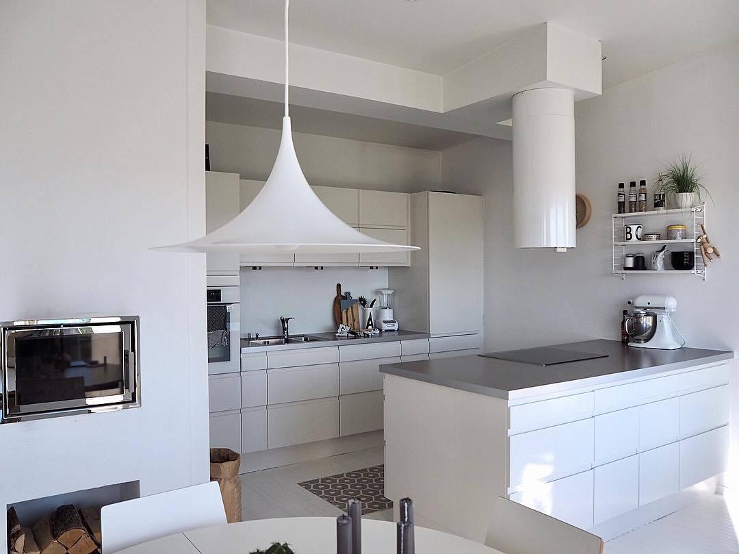 Semi Arch Pendant Light – Designer Aluminum Swag Lamp for Dining & Living Spaces