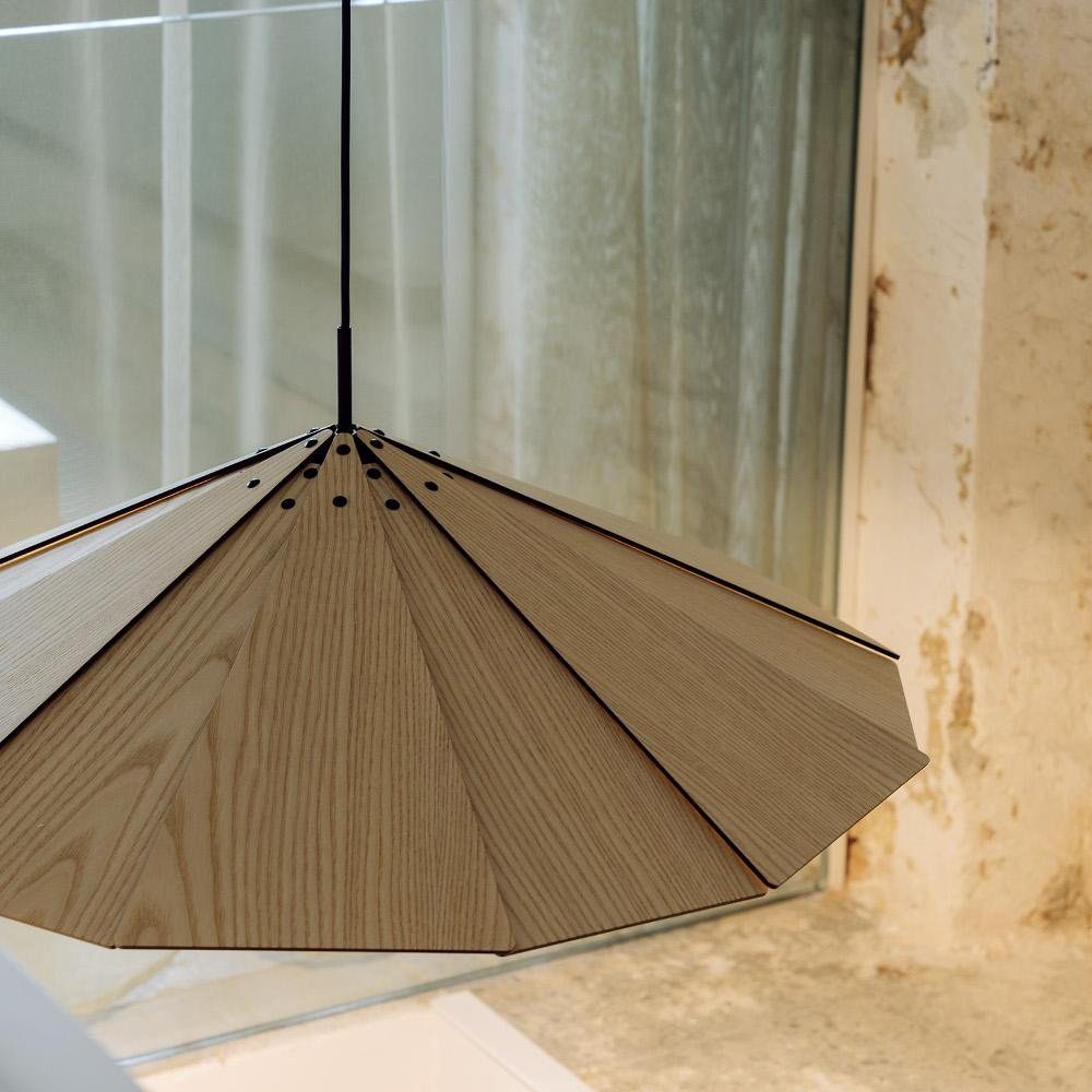 Sepal Pendant Lamp