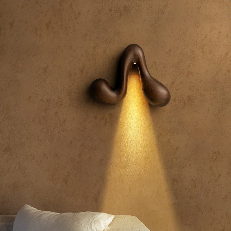 Sera Flow Wood Wall Light – Sculptural LED Sconce for Modern Interiors