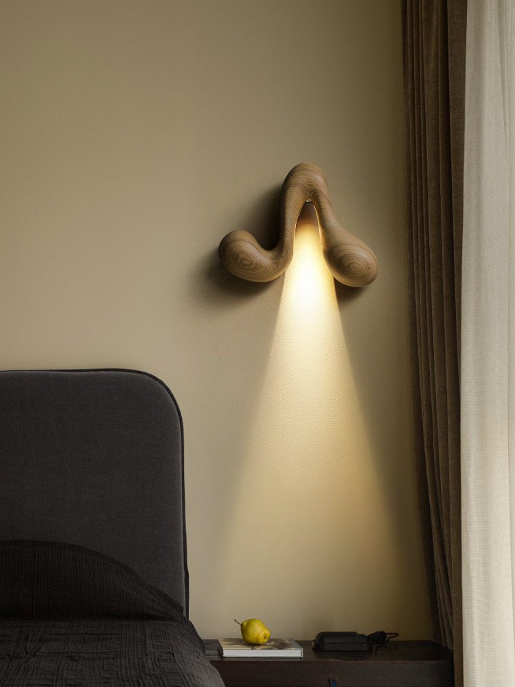 Sera Flow Wood Wall Light – Sculptural LED Sconce for Modern Interiors