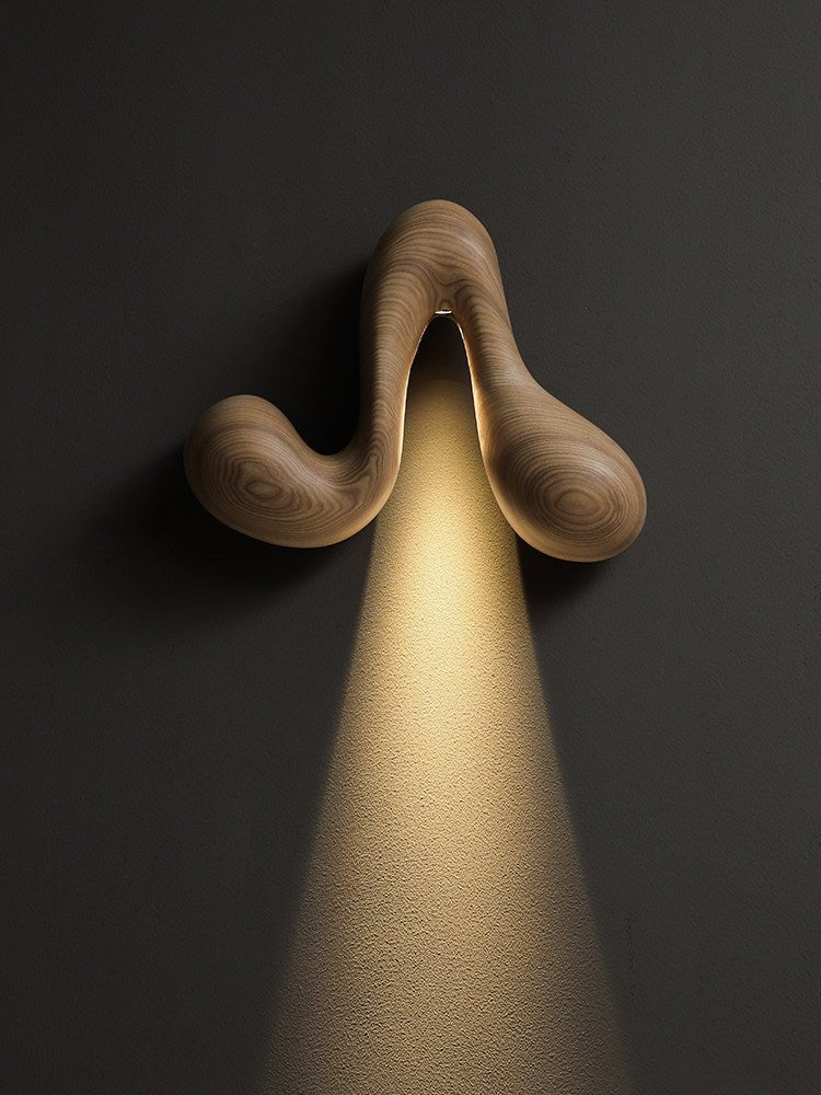 Sera Flow Wood Wall Light – Sculptural LED Sconce for Modern Interiors