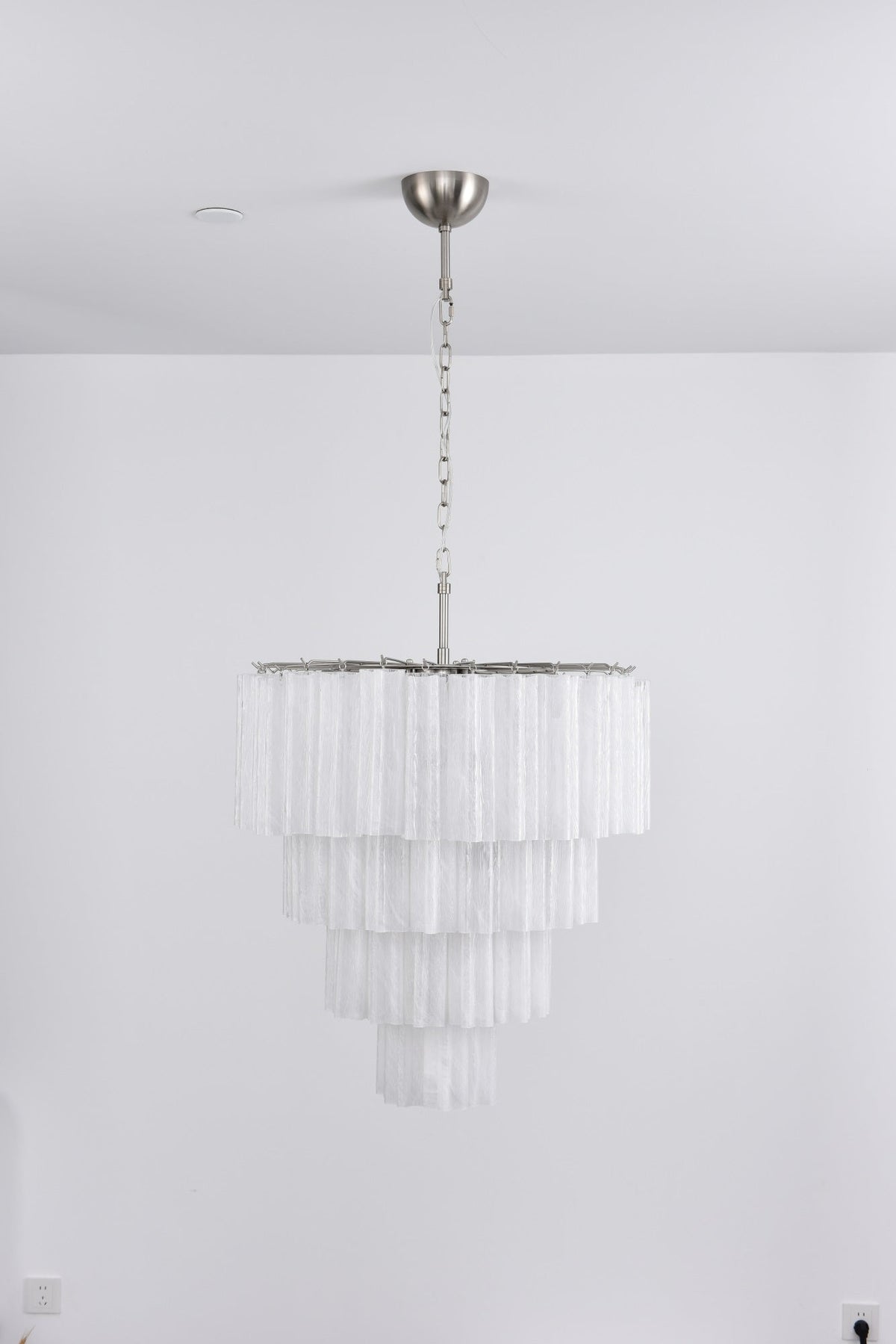 Serava Cascade Glass Chandelier – Modern Murano-Inspired Pendant Light for Dining Room and Foyer