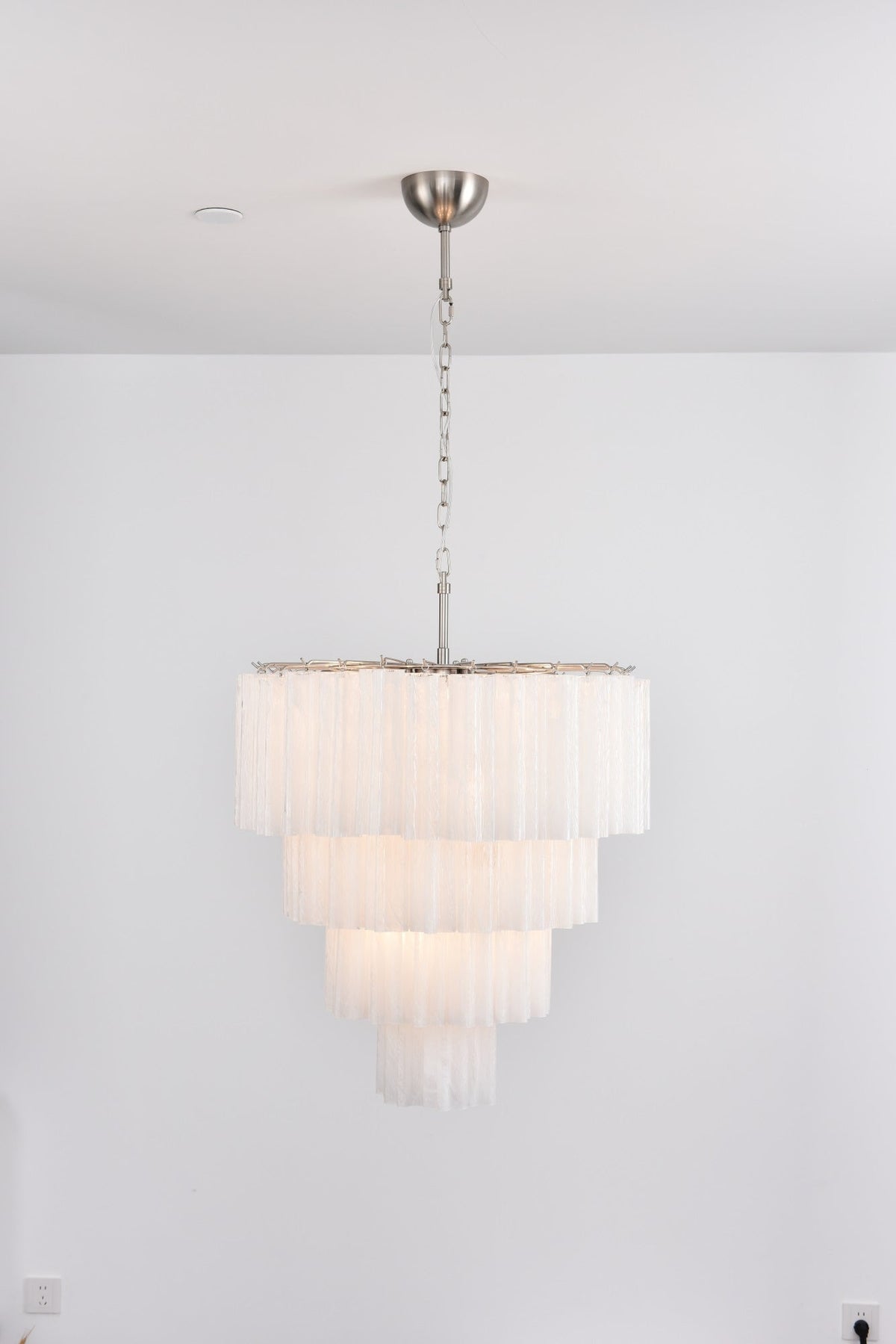 Serava Cascade Glass Chandelier – Modern Murano-Inspired Pendant Light for Dining Room and Foyer