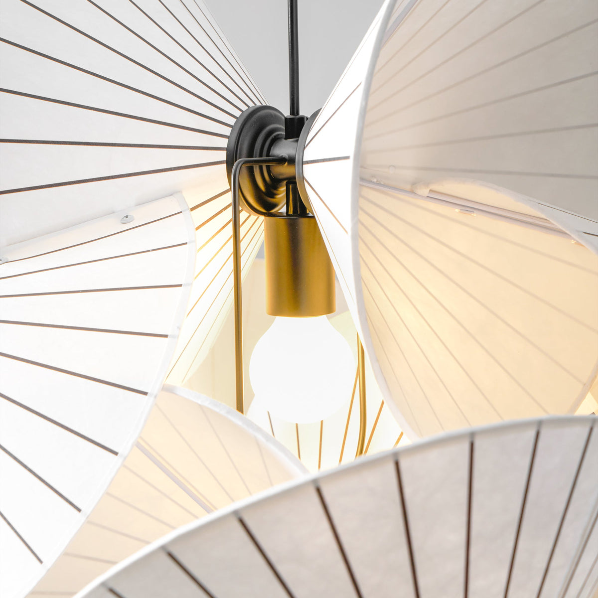 serpentine-pendant-light
