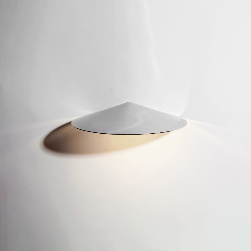 shade-sconce