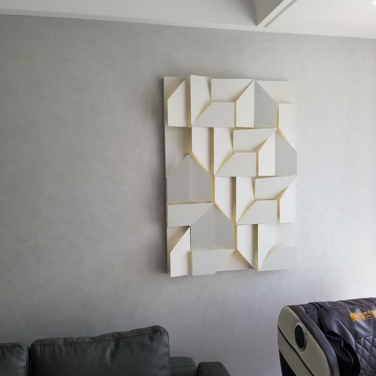 Shadows Charging Grand Sconce