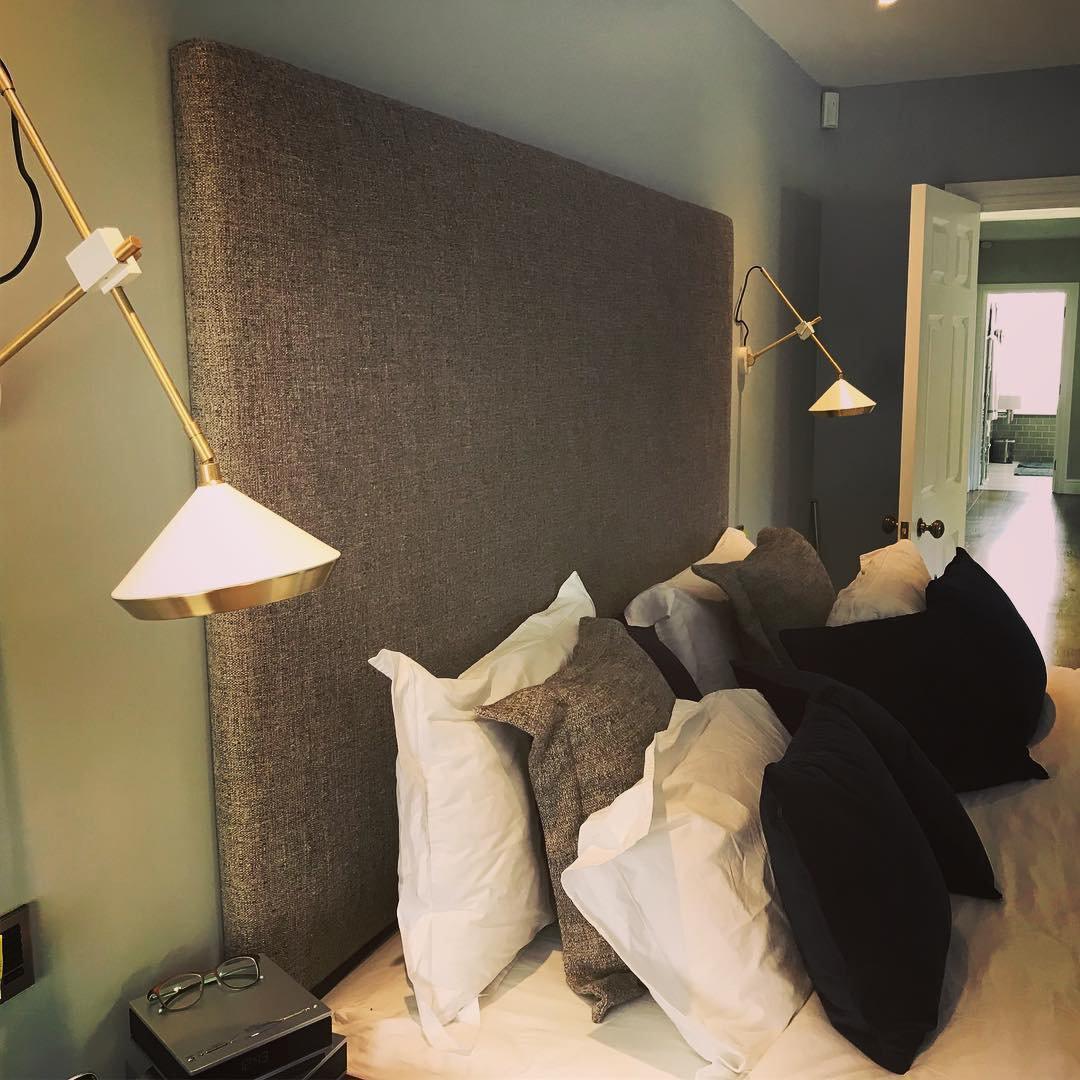 Shear Plug In Wall Light