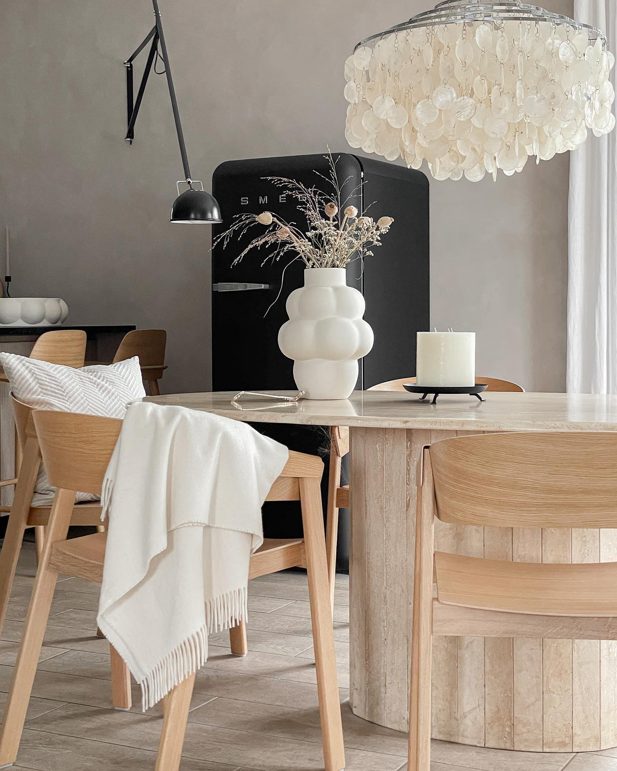 shell-chandelier