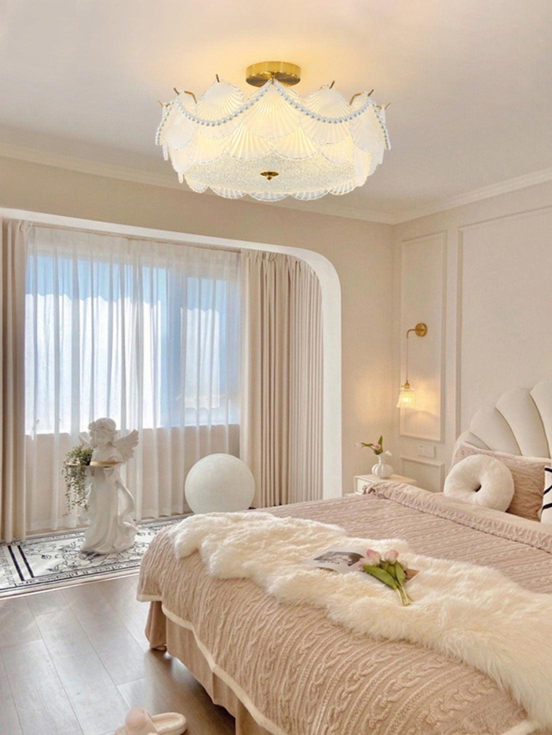 shell-glass-ceiling-lamp