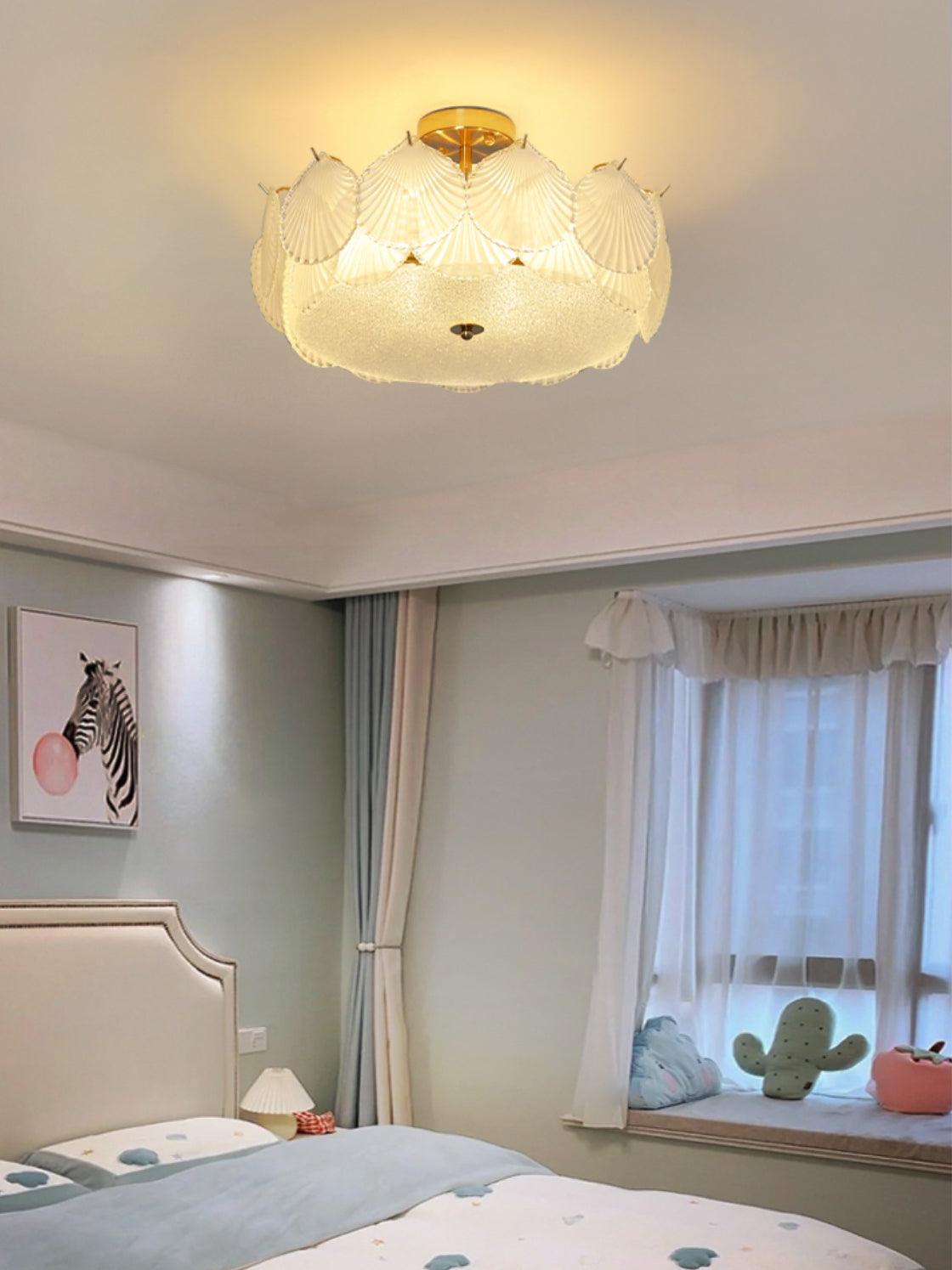 shell-glass-ceiling-lamp