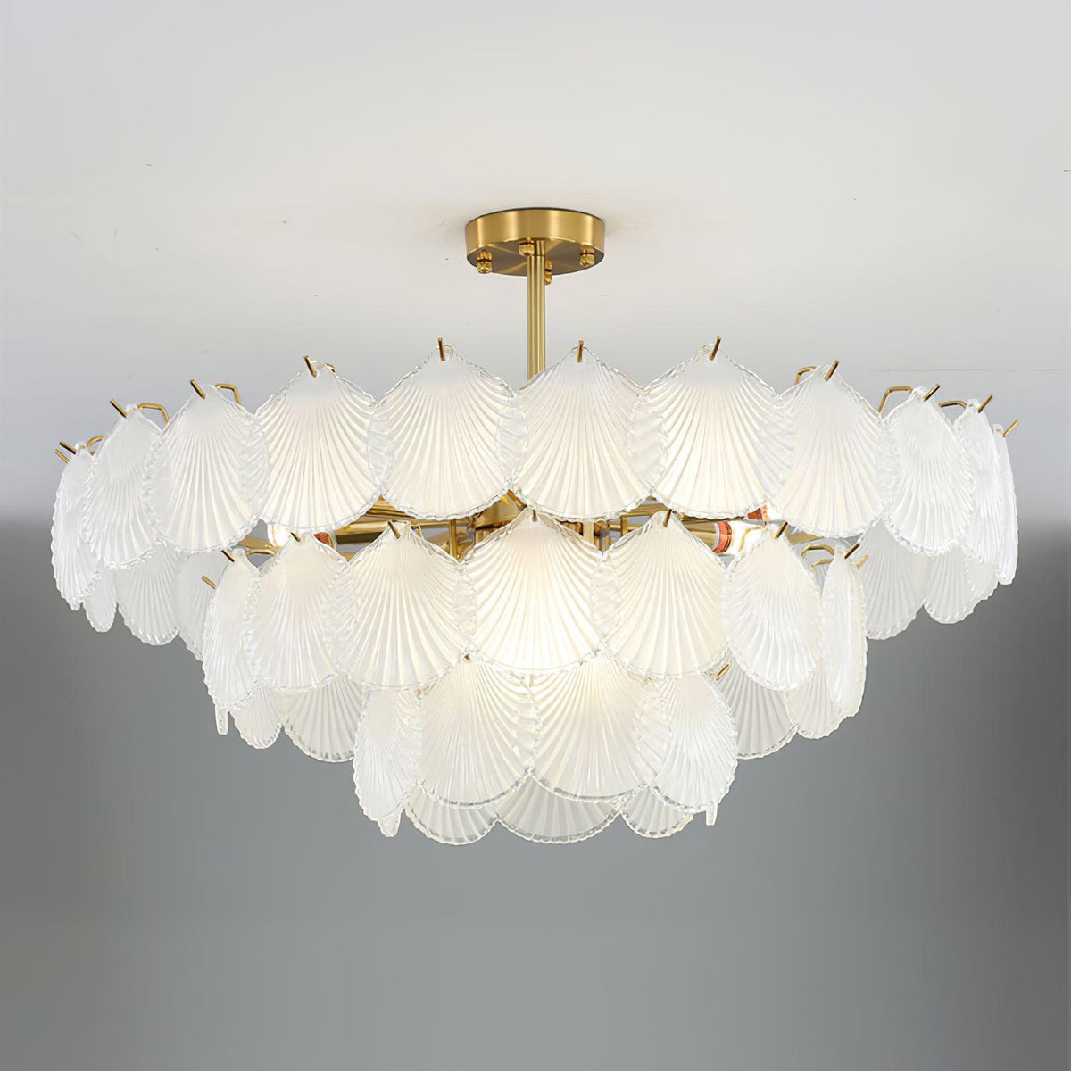 shell-glass-chandelier