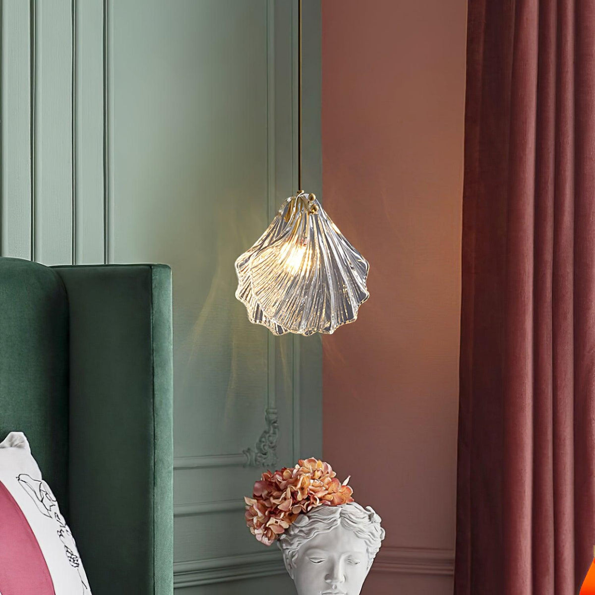 Shell Mini Pendant Light – Hand-Blown Glass & Brass