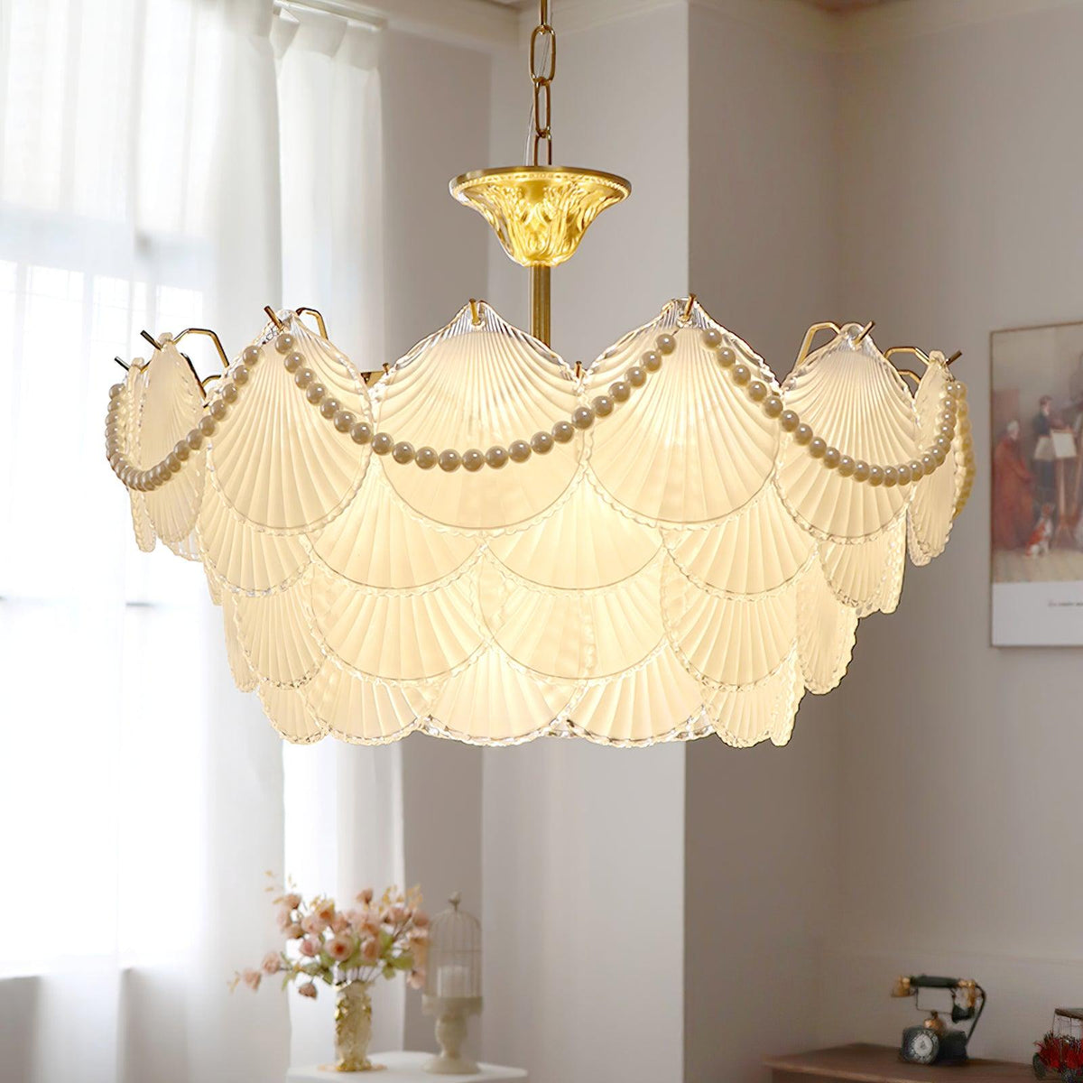 shell-pearl-chandelier