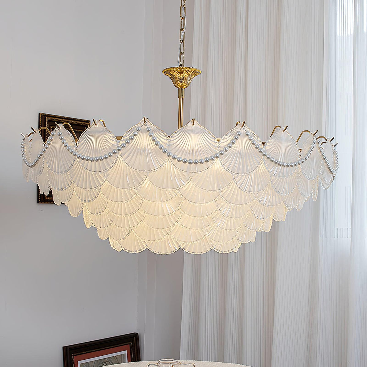 shell-pearl-chandelier