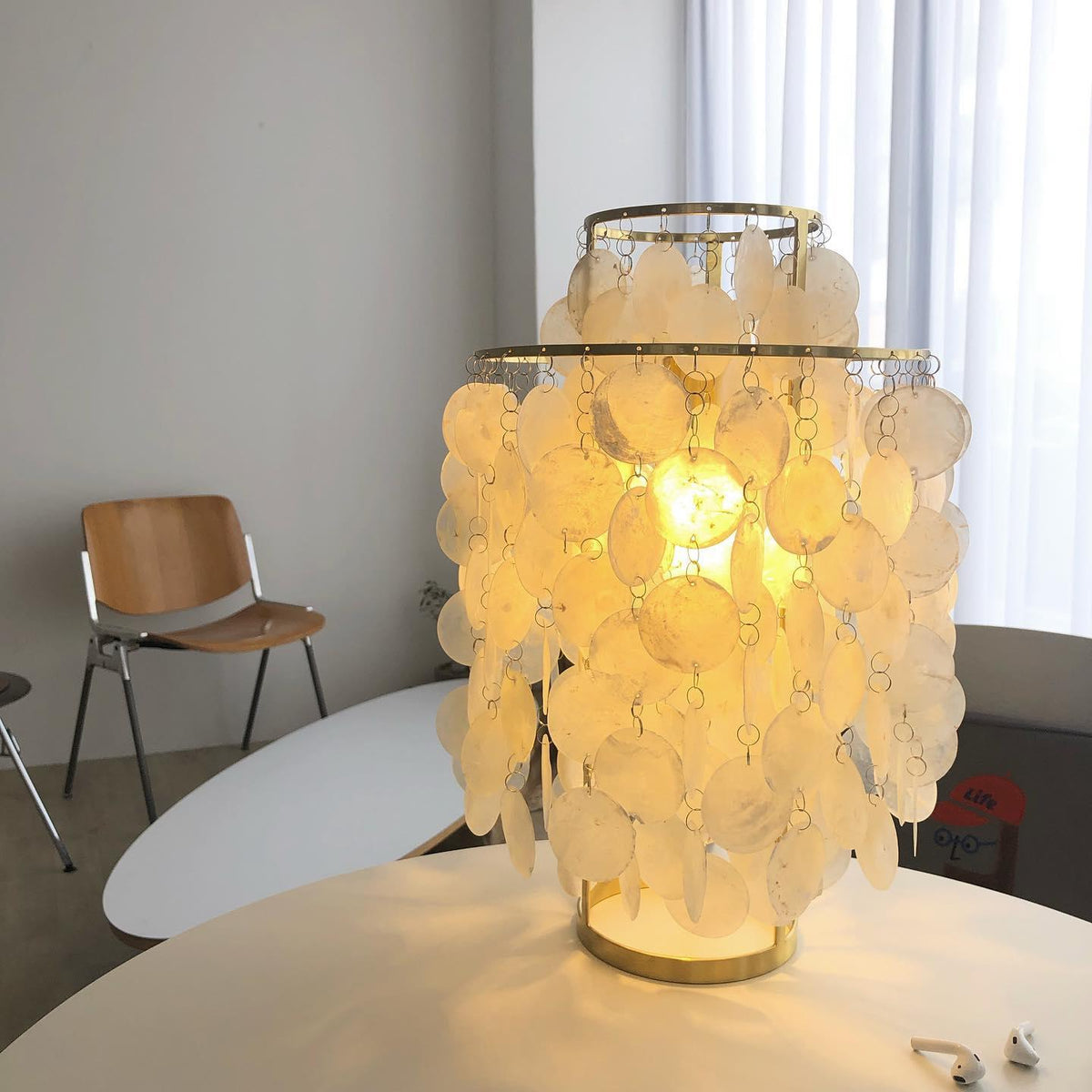 shell-table-lamp