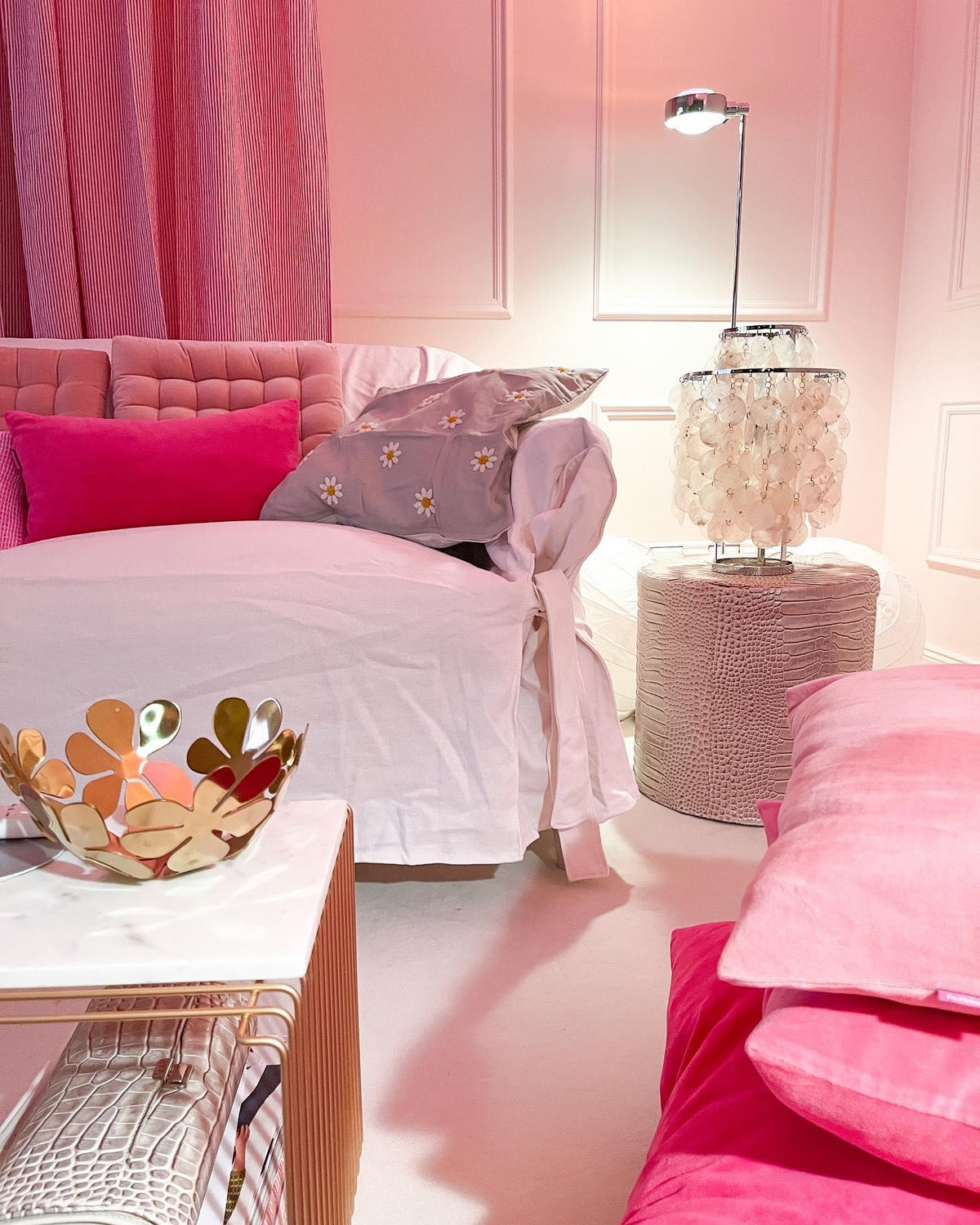 shell-table-lamp
