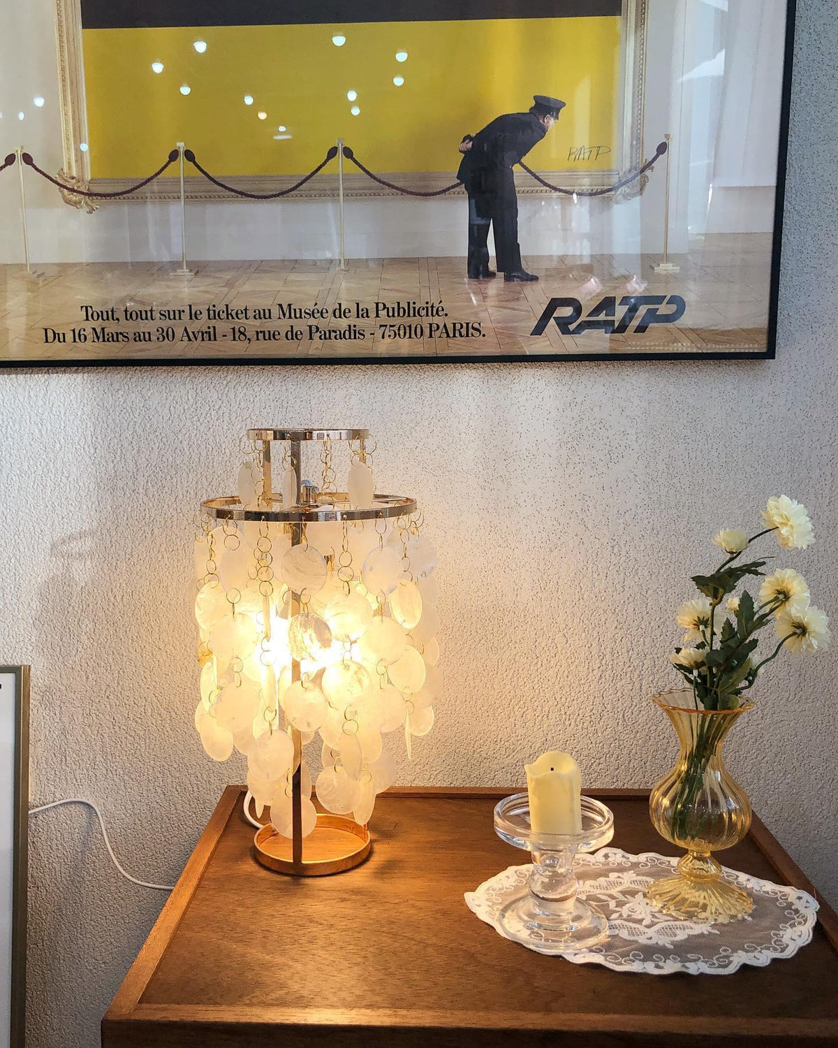 shell-table-lamp