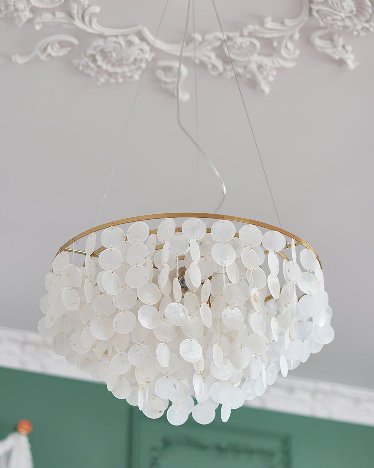 shell-wind-chime-chandelier