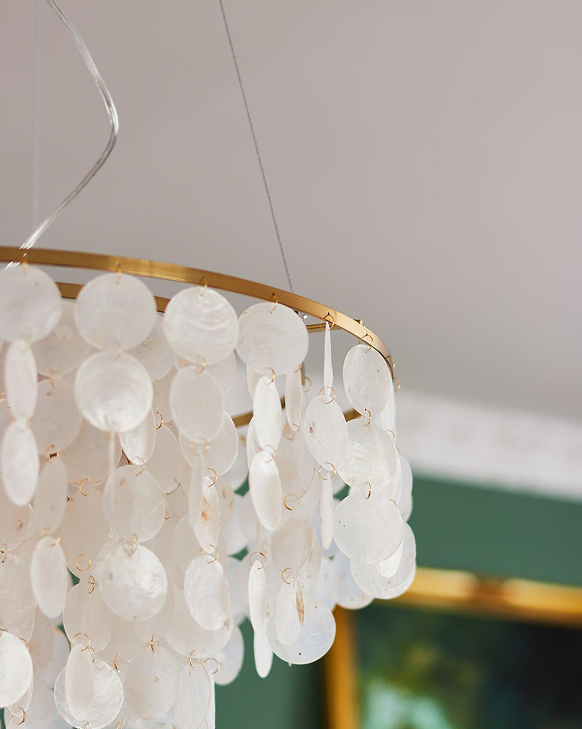 shell-wind-chime-chandelier