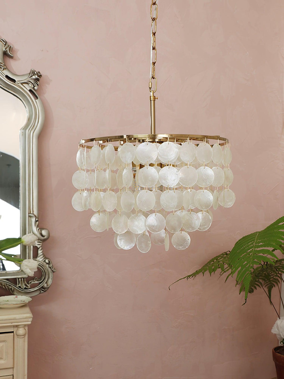 shell-wind-chime-chandelier