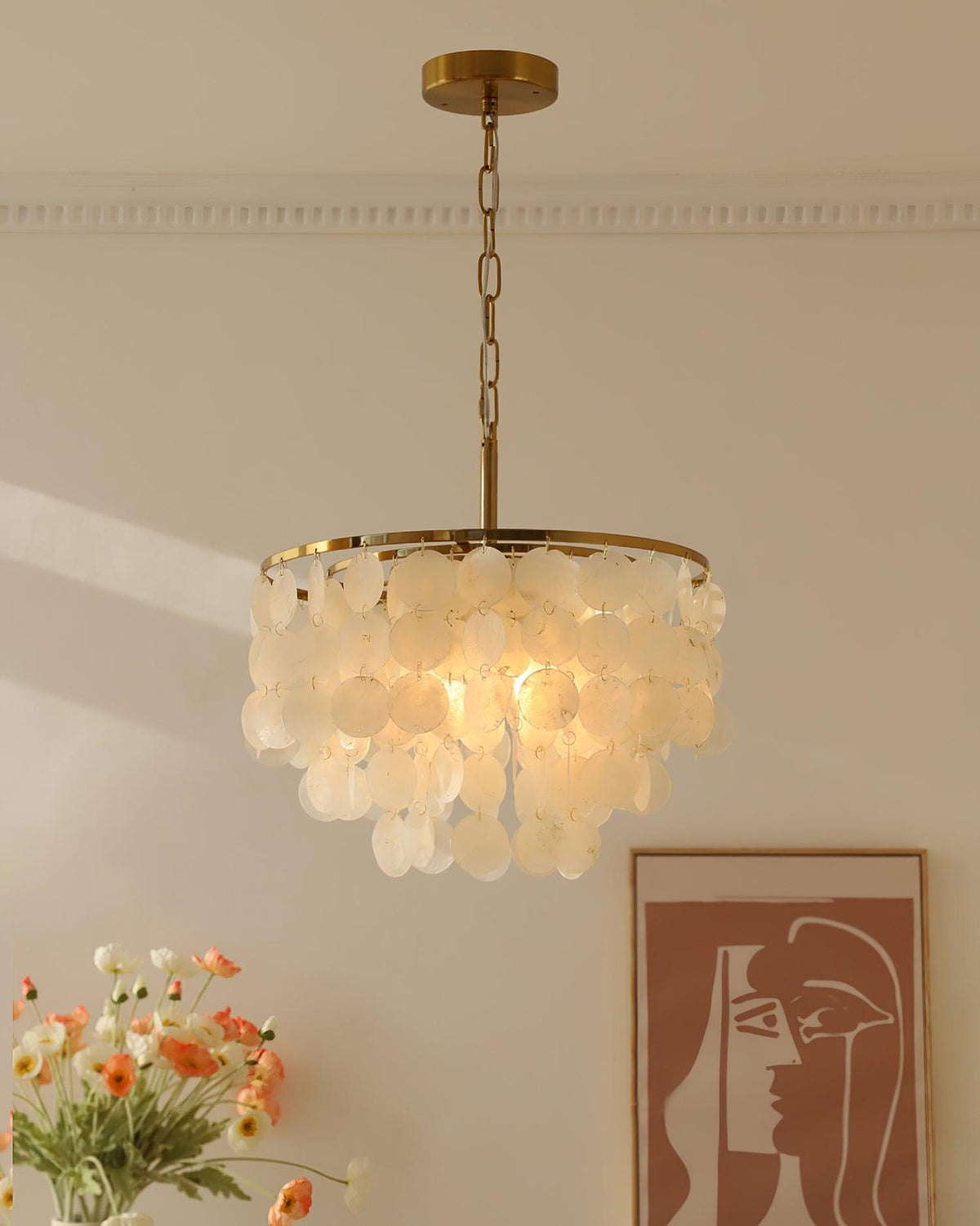 shell-wind-chime-chandelier