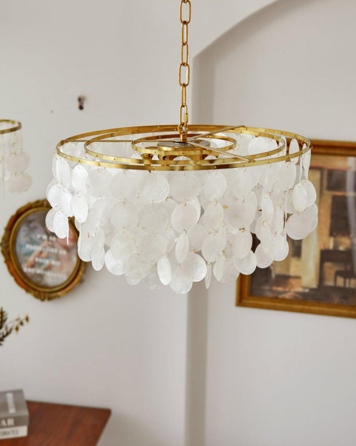 shell-wind-chime-chandelier