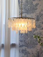 shell-wind-chime-chandelier