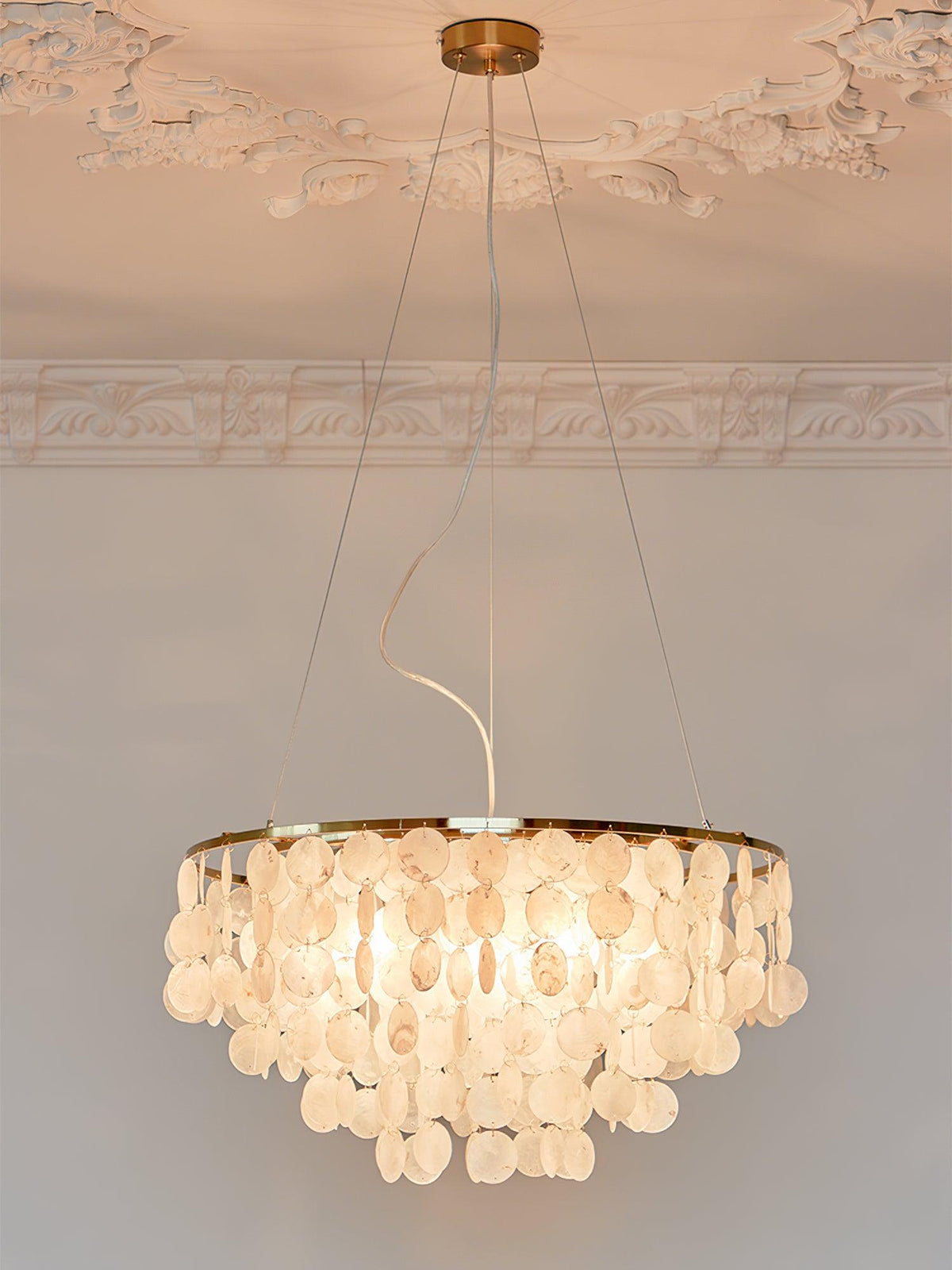 shell-wind-chime-chandelier
