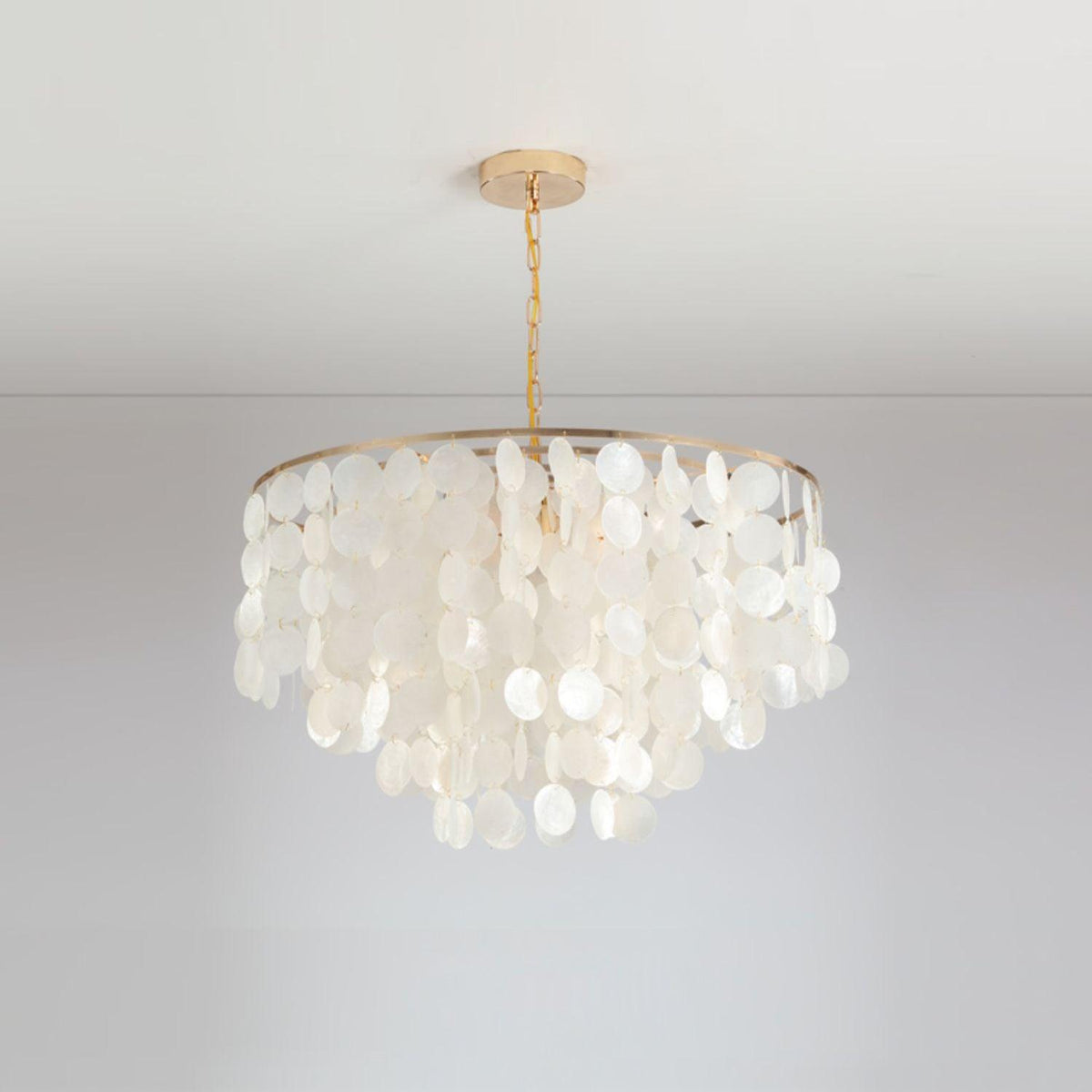 shell-wind-chime-chandelier