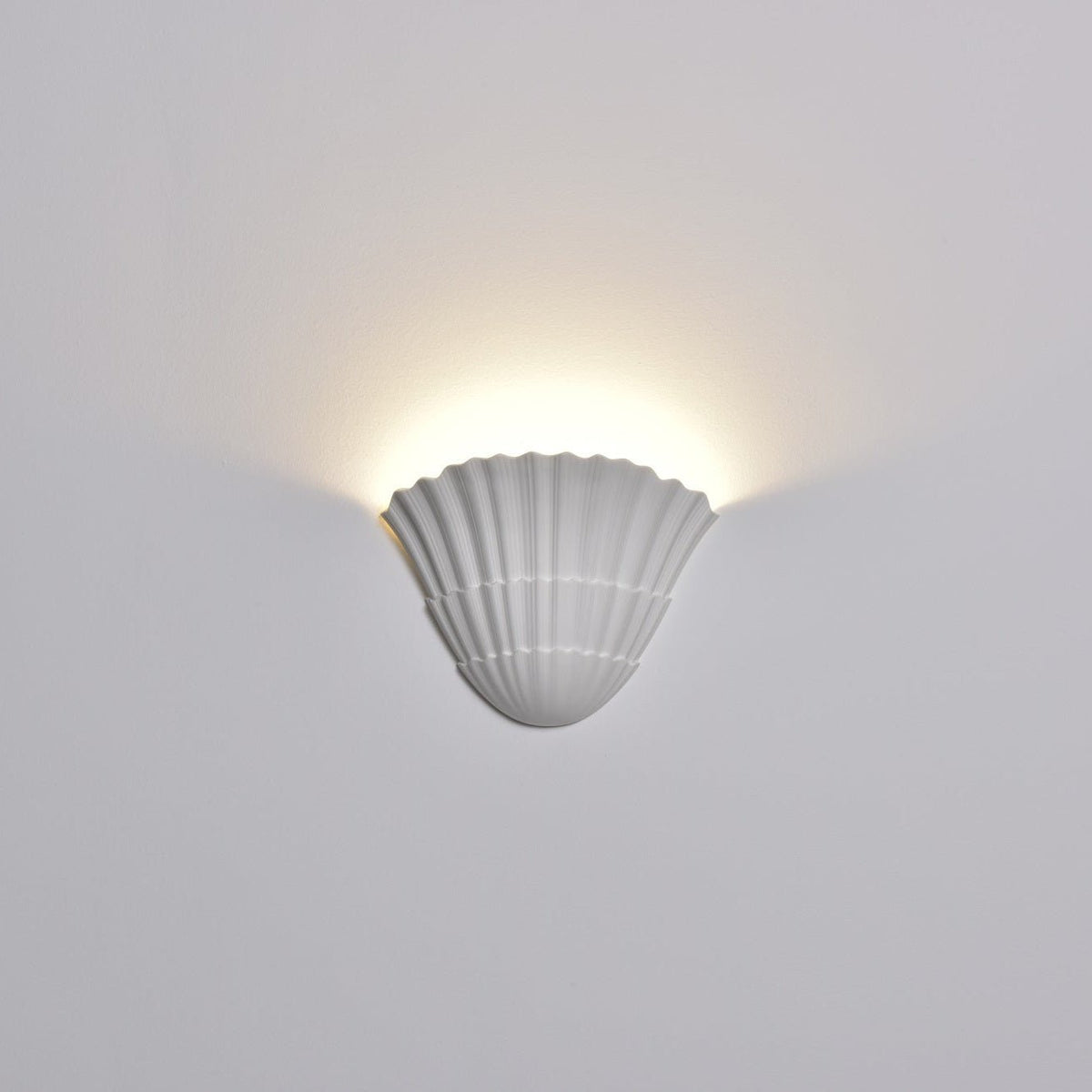 Shella Sculptural Wall Sconce in White Plaster for Modern Interiors