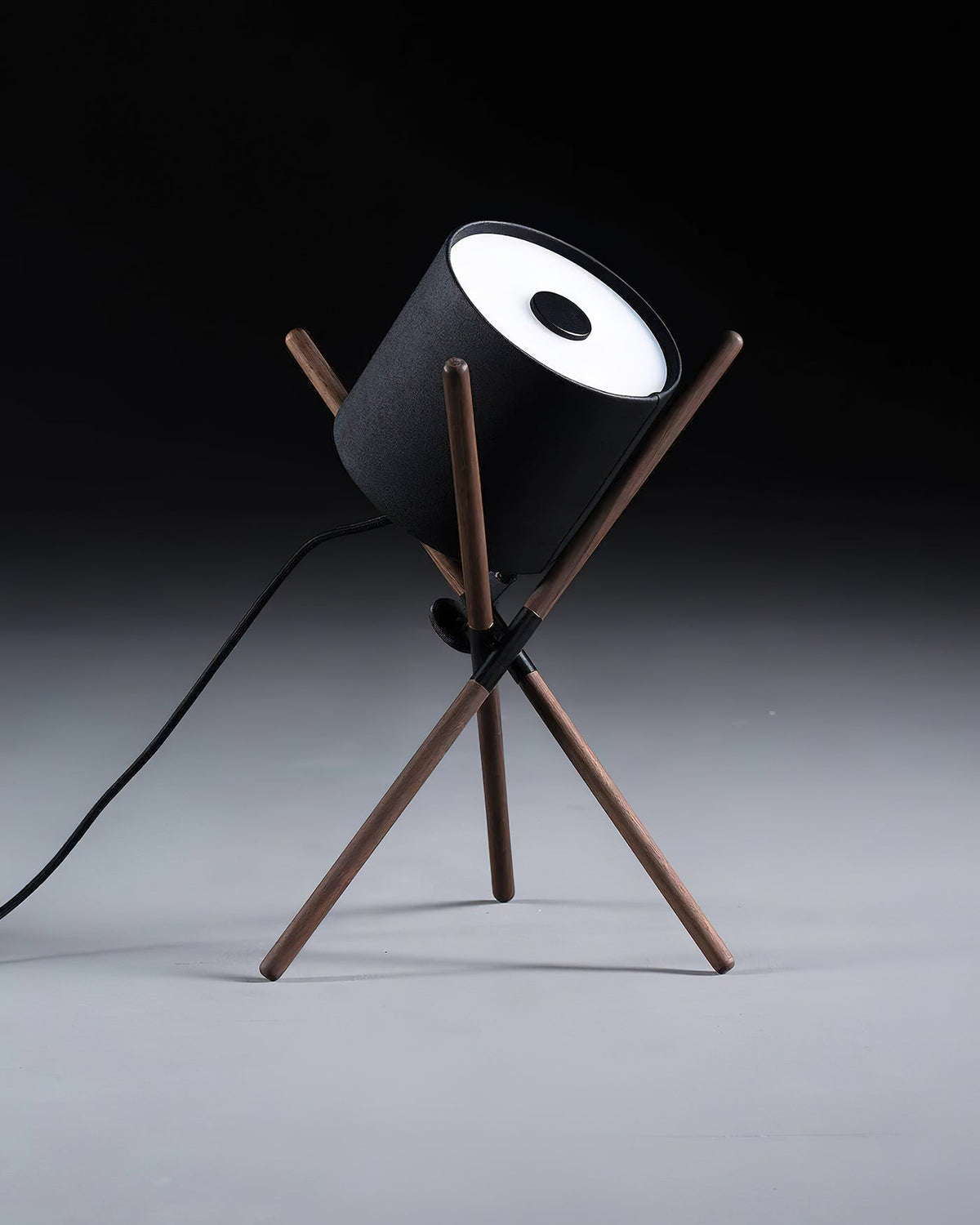 shift-table-lamp