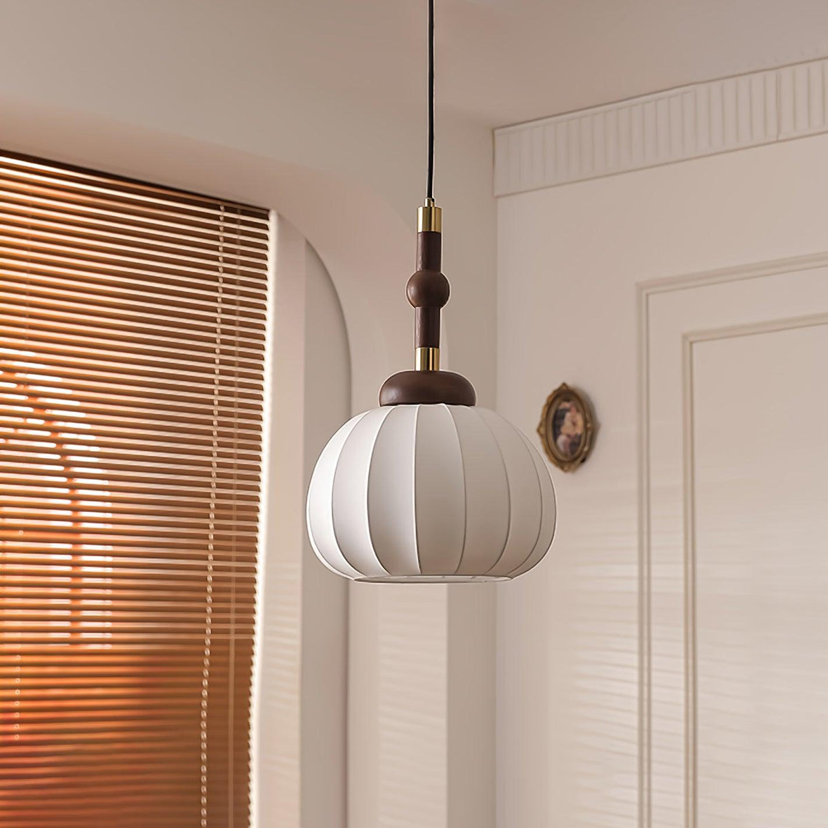 silk-globe-pendant-lamp