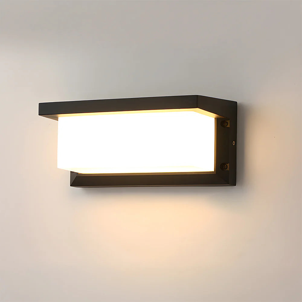 Modern Simple Waterproof Sensor Led Outdoor Wall Light