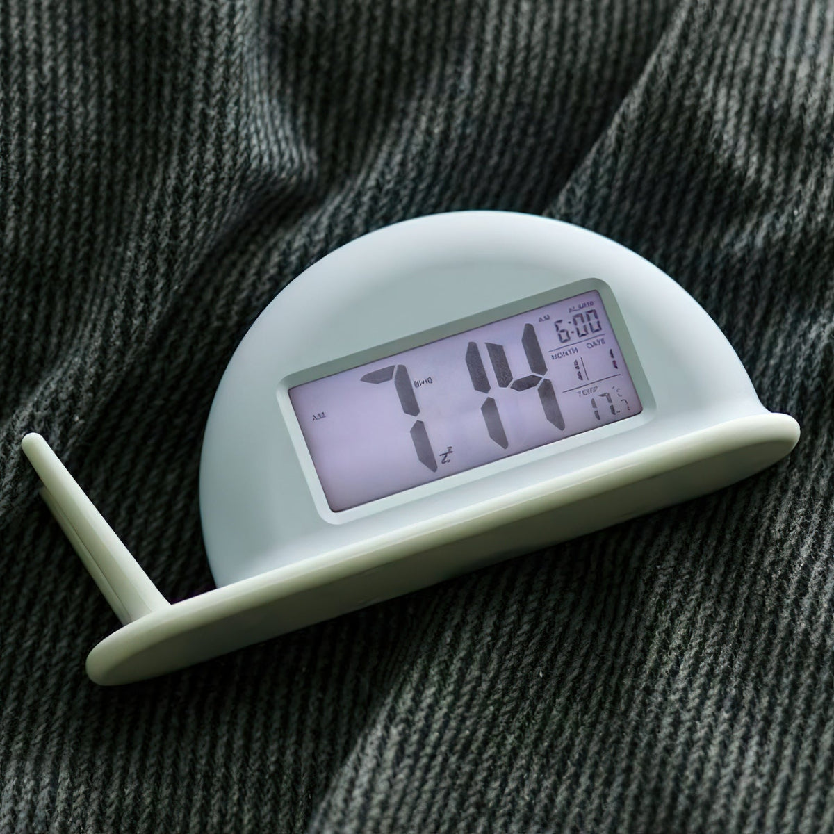 snail-alarm-clock-night-light