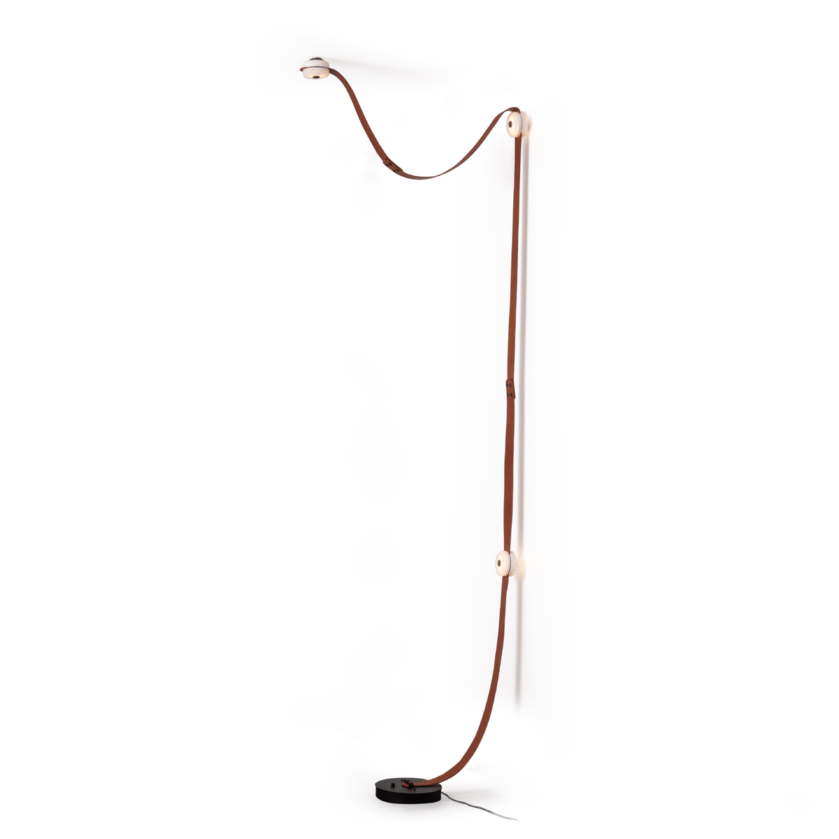 snaps-led-floor-to-ceiling-lamp