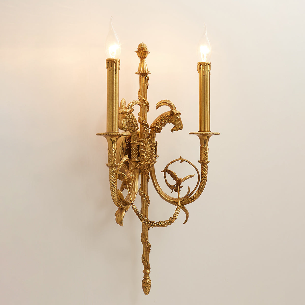 sociapailis-brass-wall-lamp