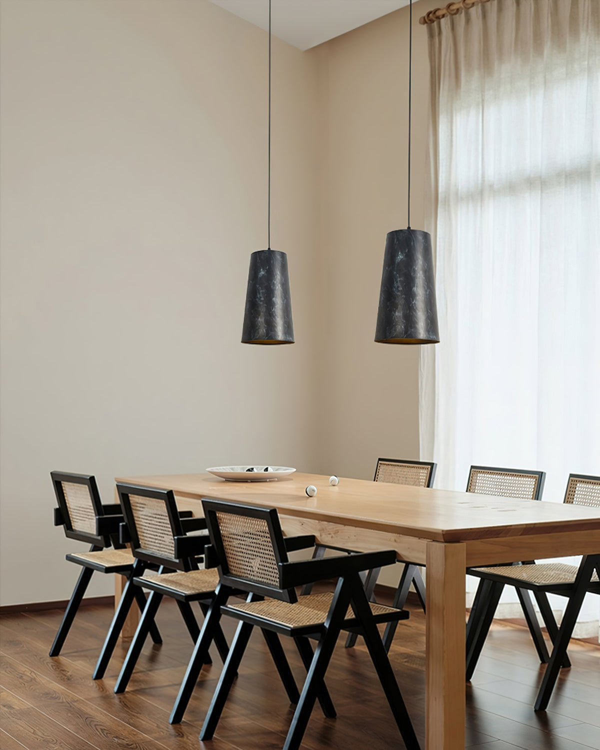 solana-metal-pendant-lamp