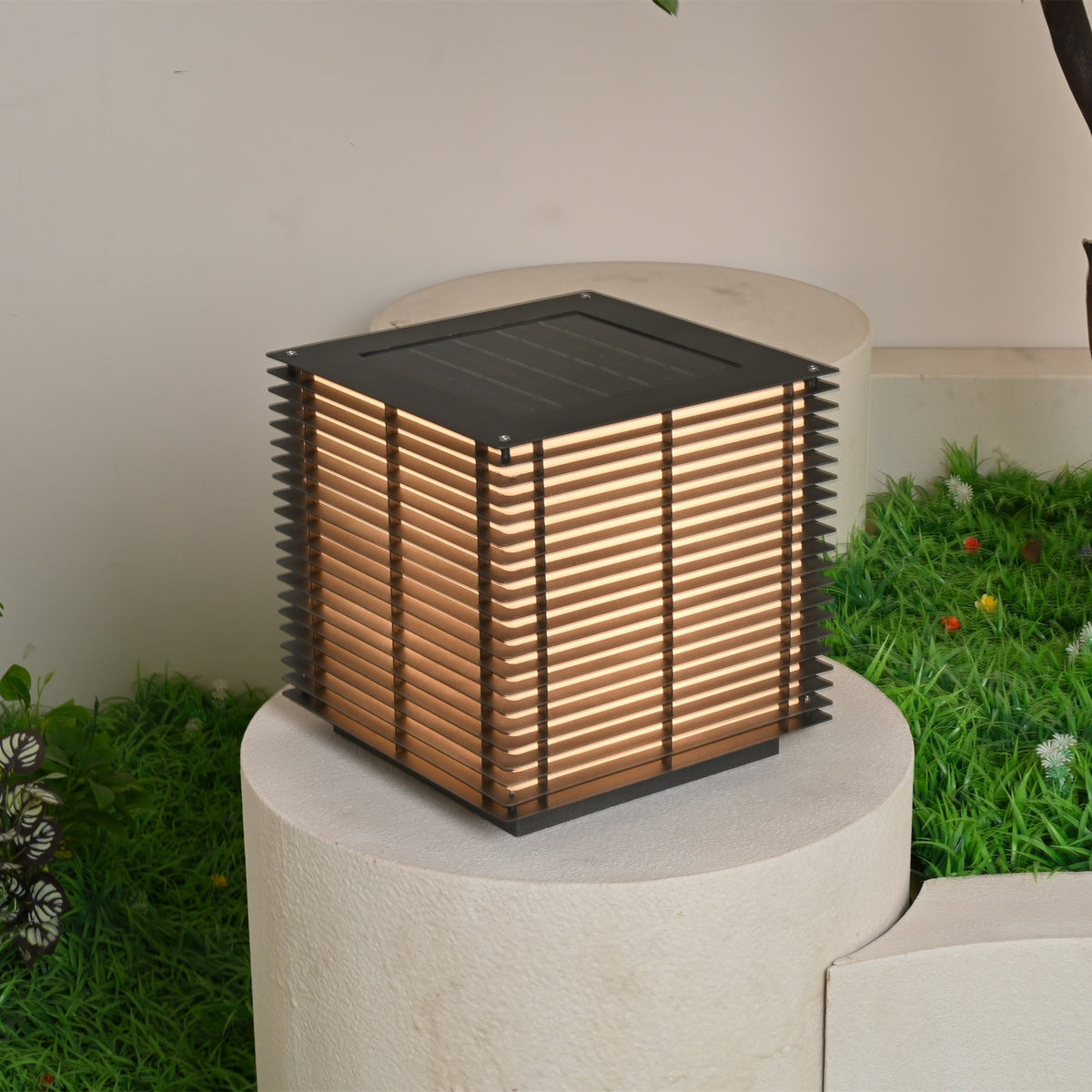 Solar Grid Outdoor Lantern – Modern Architectural LED Post Light