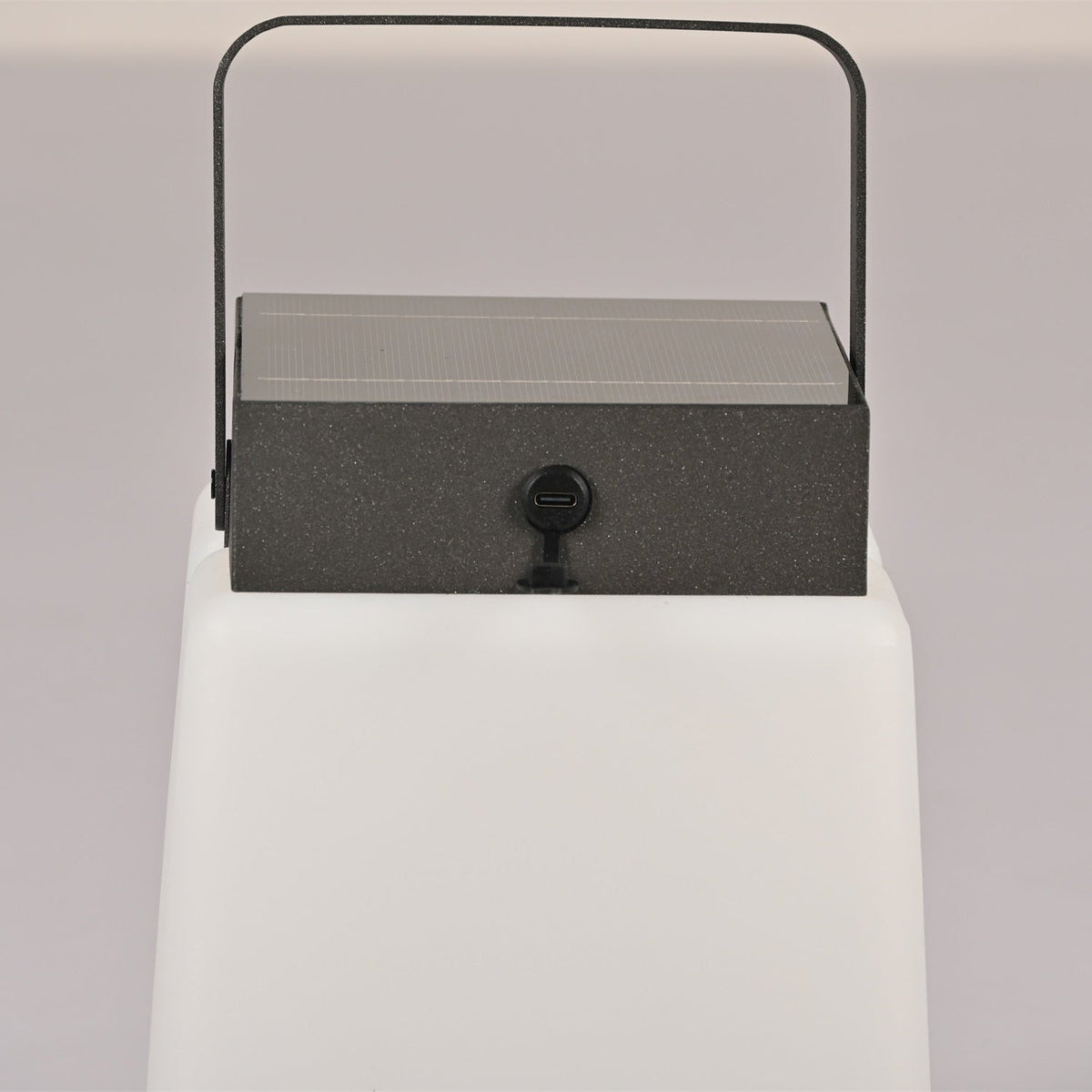 Solara Edge Lantern — Modern Solar-Powered Outdoor Lamp with Remote Control