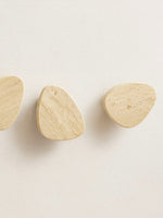 Sole Wall Hook in Natural Onyx – Sculptural Stone Coat Hook for Entryways and Bedrooms